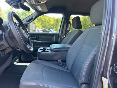 2025 RAM 2500 Tradesman Crew Cab 4x4 6'4' Box