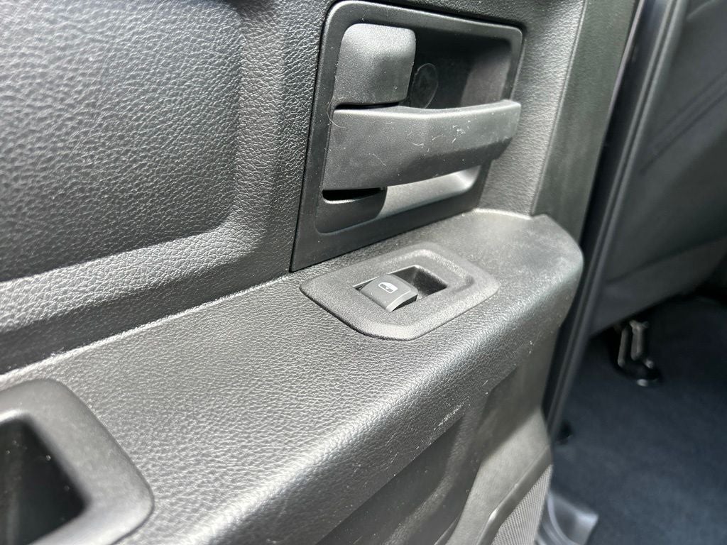 2025 RAM 2500 Tradesman Crew Cab 4x4 6'4' Box