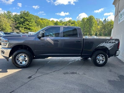 2025 RAM 2500 Tradesman Crew Cab 4x4 6'4' Box