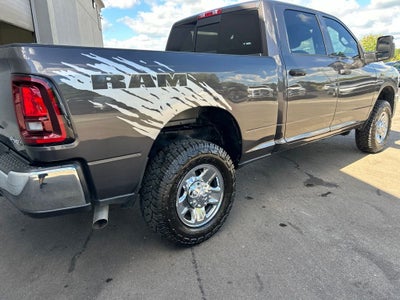 2025 RAM 2500 Tradesman Crew Cab 4x4 6'4' Box