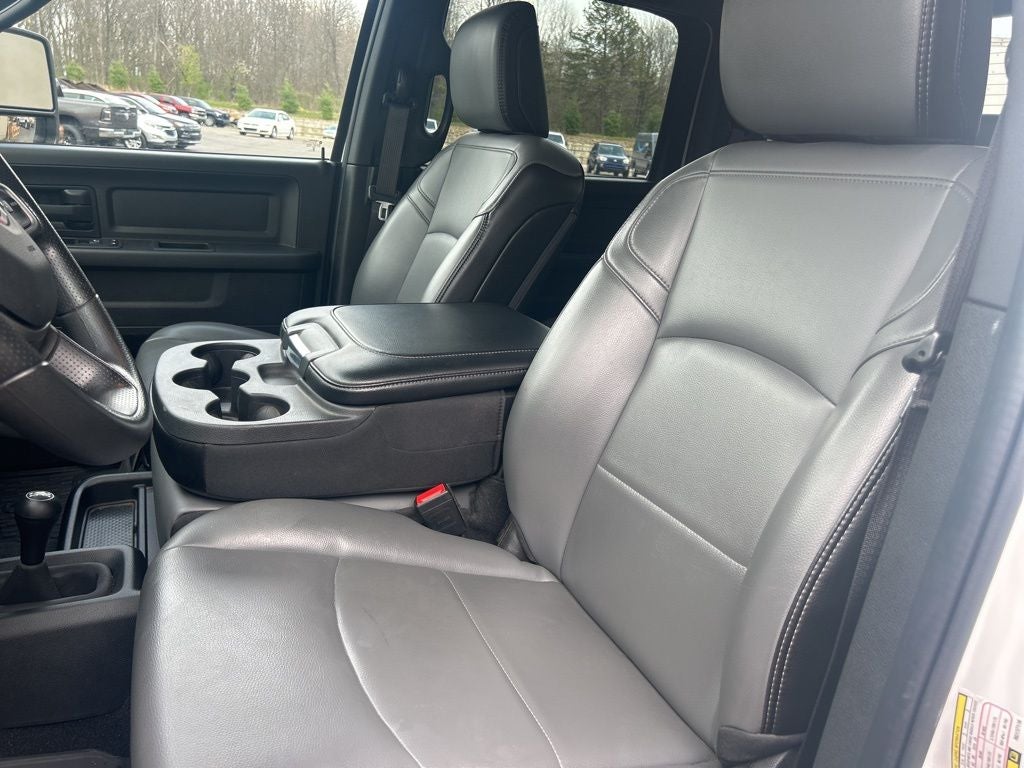 2024 RAM 2500 Tradesman Crew Cab 4x4 6'4' Box