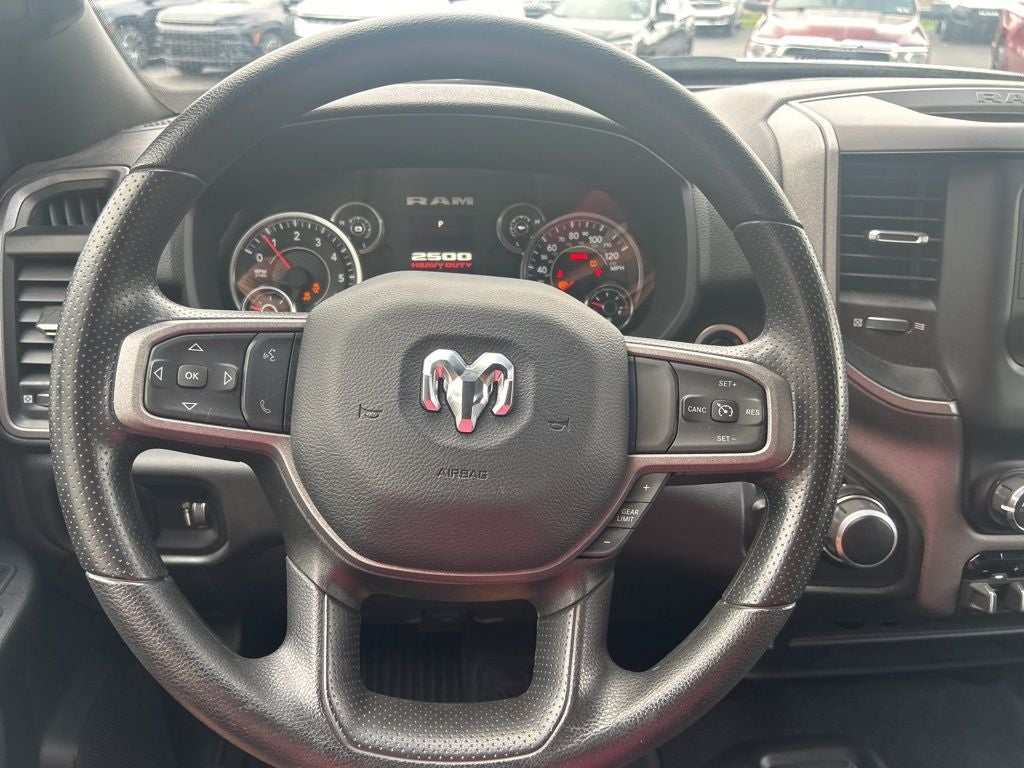 2024 RAM 2500 Tradesman Crew Cab 4x4 6'4' Box
