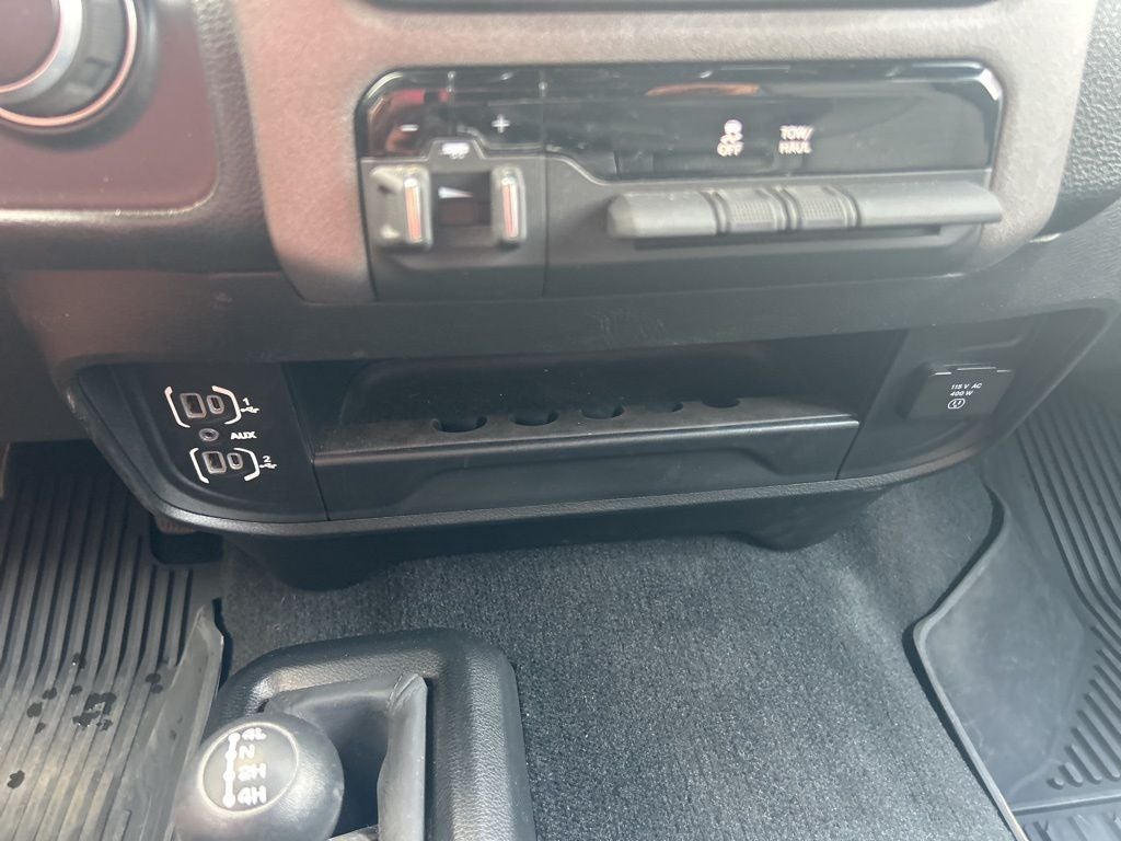 2024 RAM 2500 Tradesman Crew Cab 4x4 6'4' Box