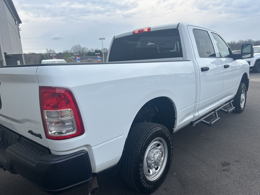 2024 RAM 2500 Tradesman Crew Cab 4x4 6'4' Box