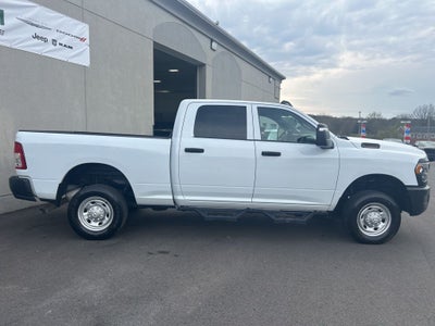 2024 RAM 2500 Tradesman Crew Cab 4x4 6'4' Box