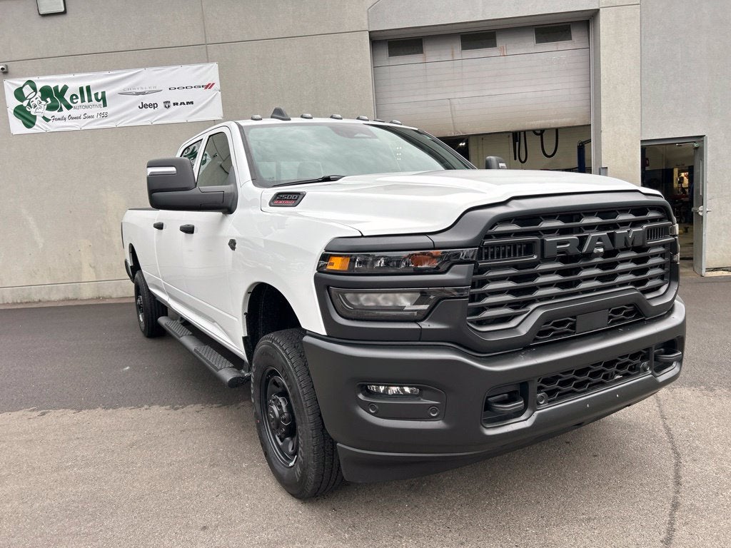 2027 RAM Ram 2500 RAM 2500 TRADESMAN CREW CAB 4X4 8' BOX