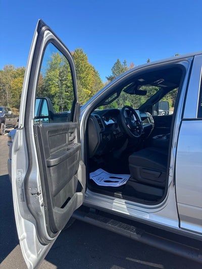 2026 RAM Ram 2500 RAM 2500 BLACK EXPRESS CREW CAB 4X4 8' BOX