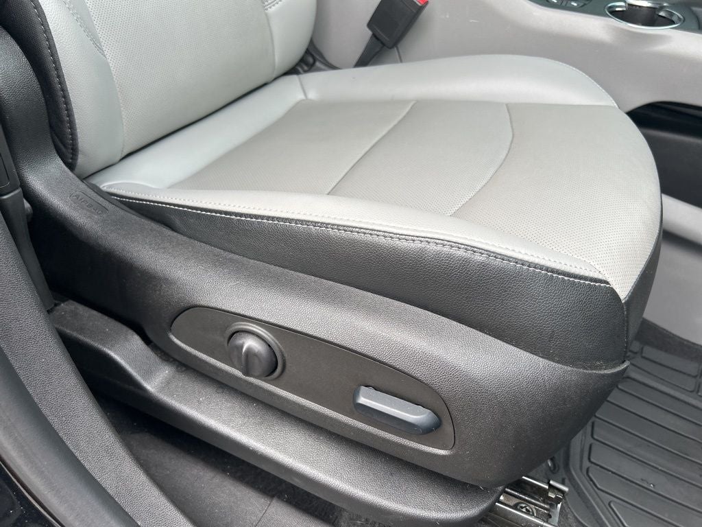 2023 GMC Terrain AWD SLT