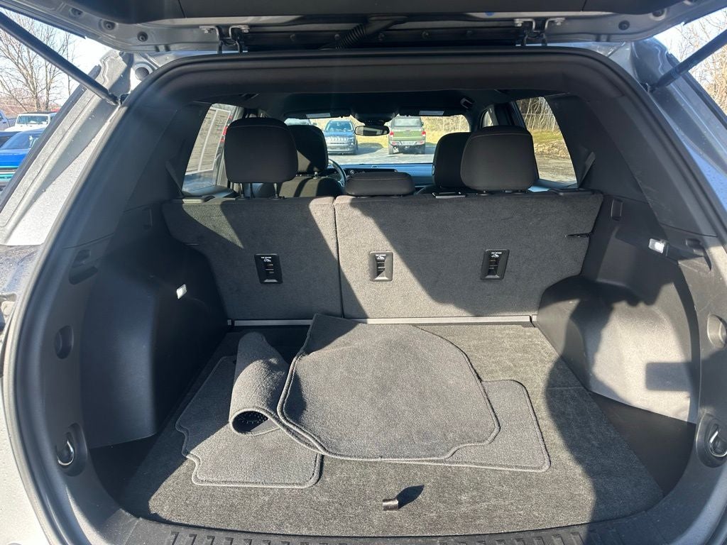 2025 Chevrolet Equinox AWD LT