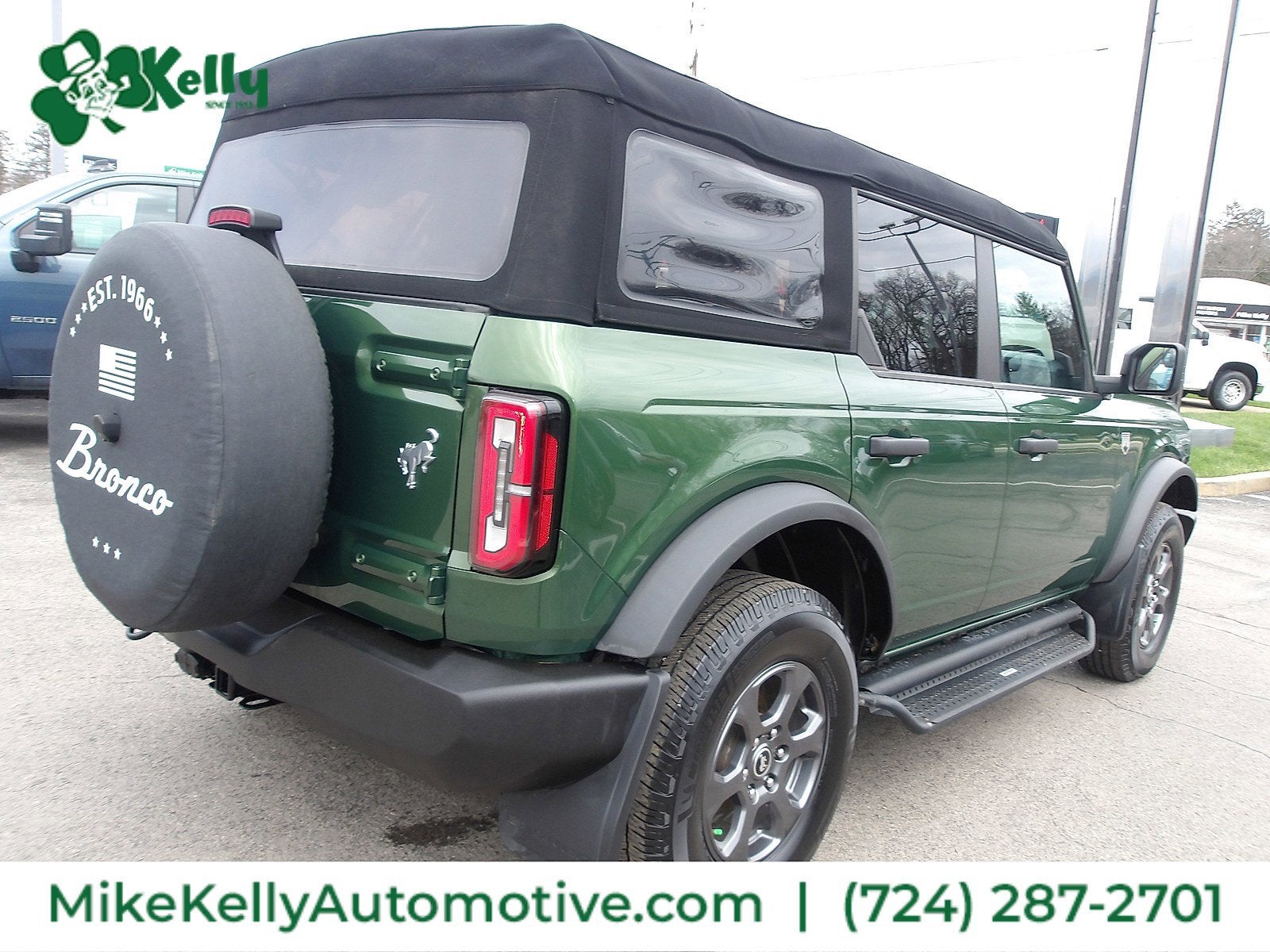 2023 Ford Bronco Base
