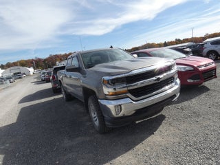 2017 Chevrolet SILVERADO LT