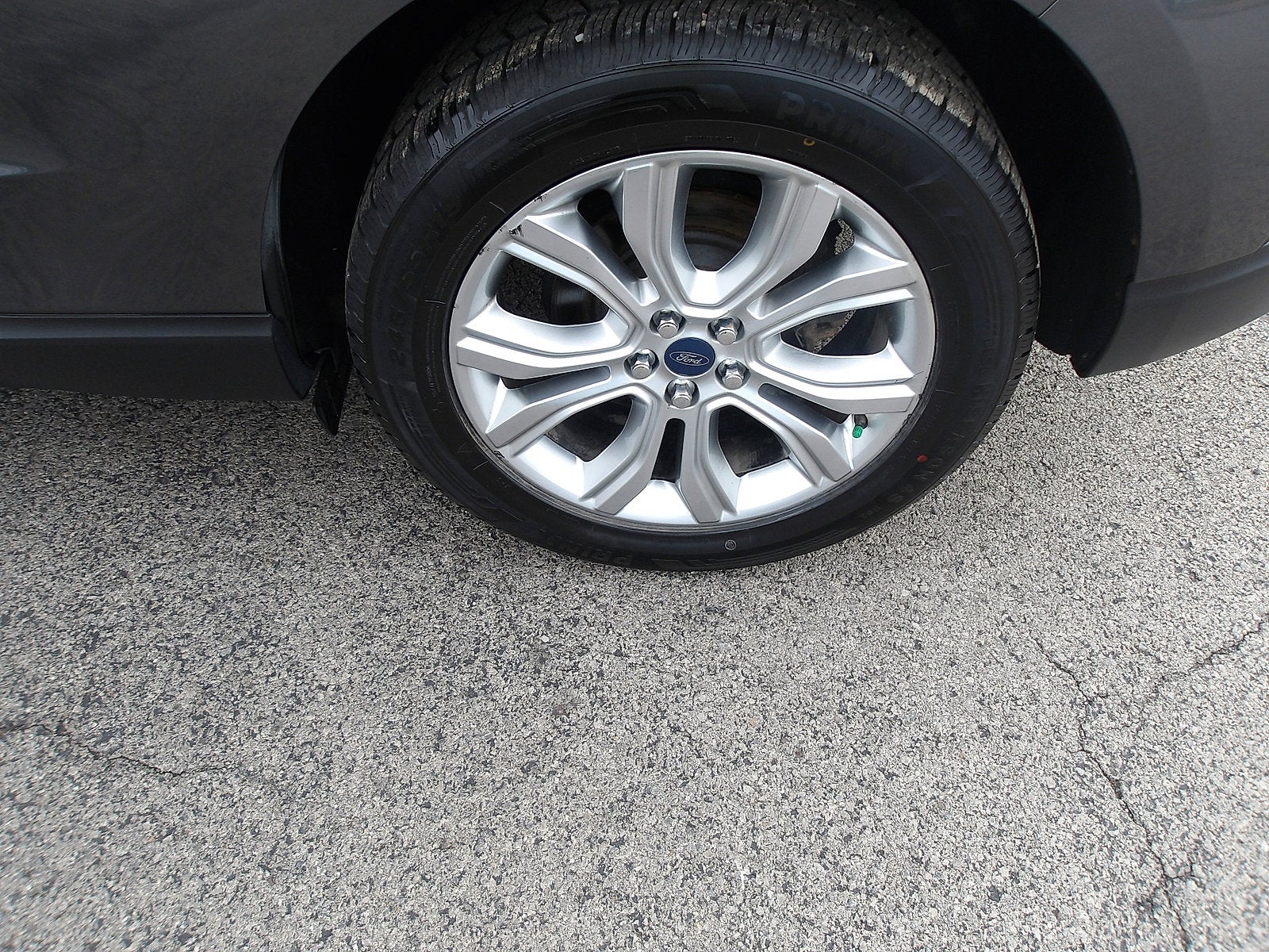 2020 Ford Edge Titanium