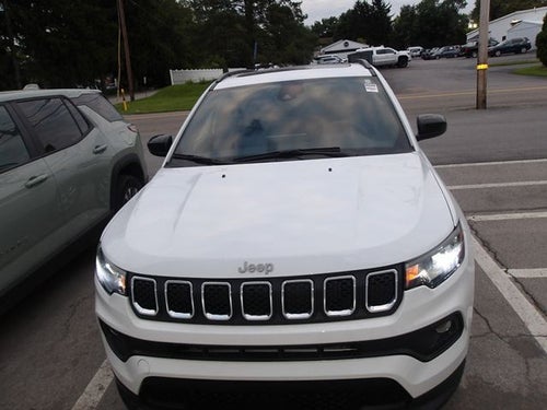 2023 Jeep Compass Latitude Lux