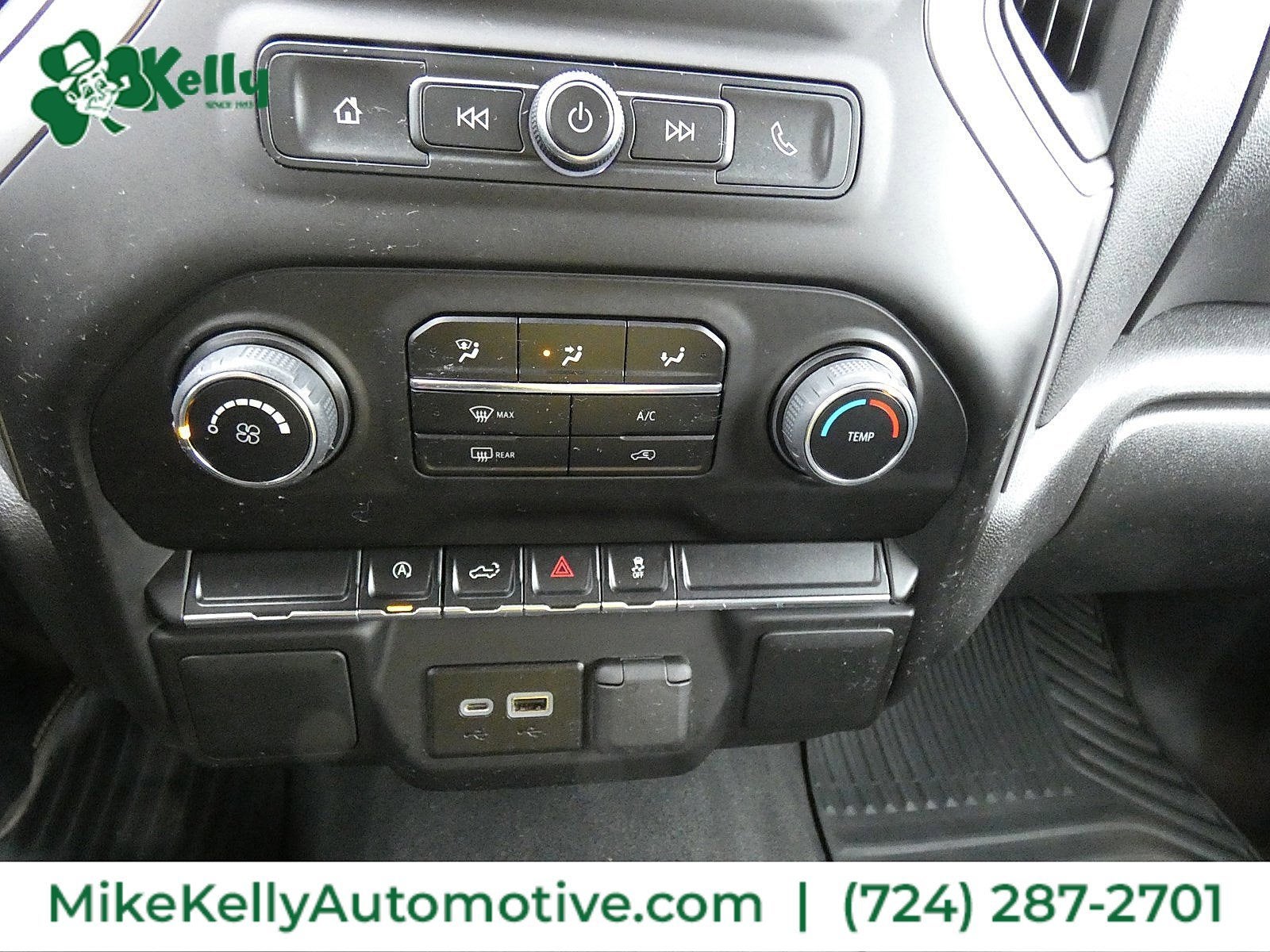 2022 Chevrolet SILVERADO Custom