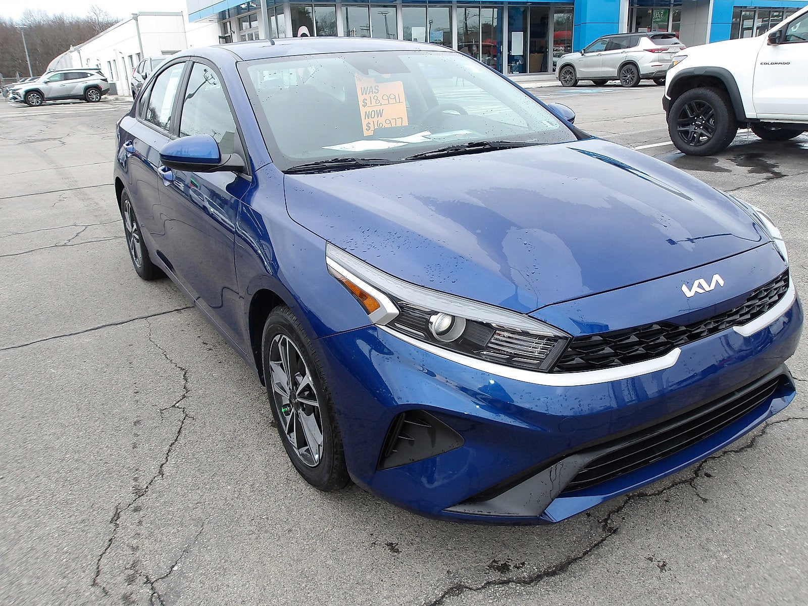 2023 Kia Forte LXS