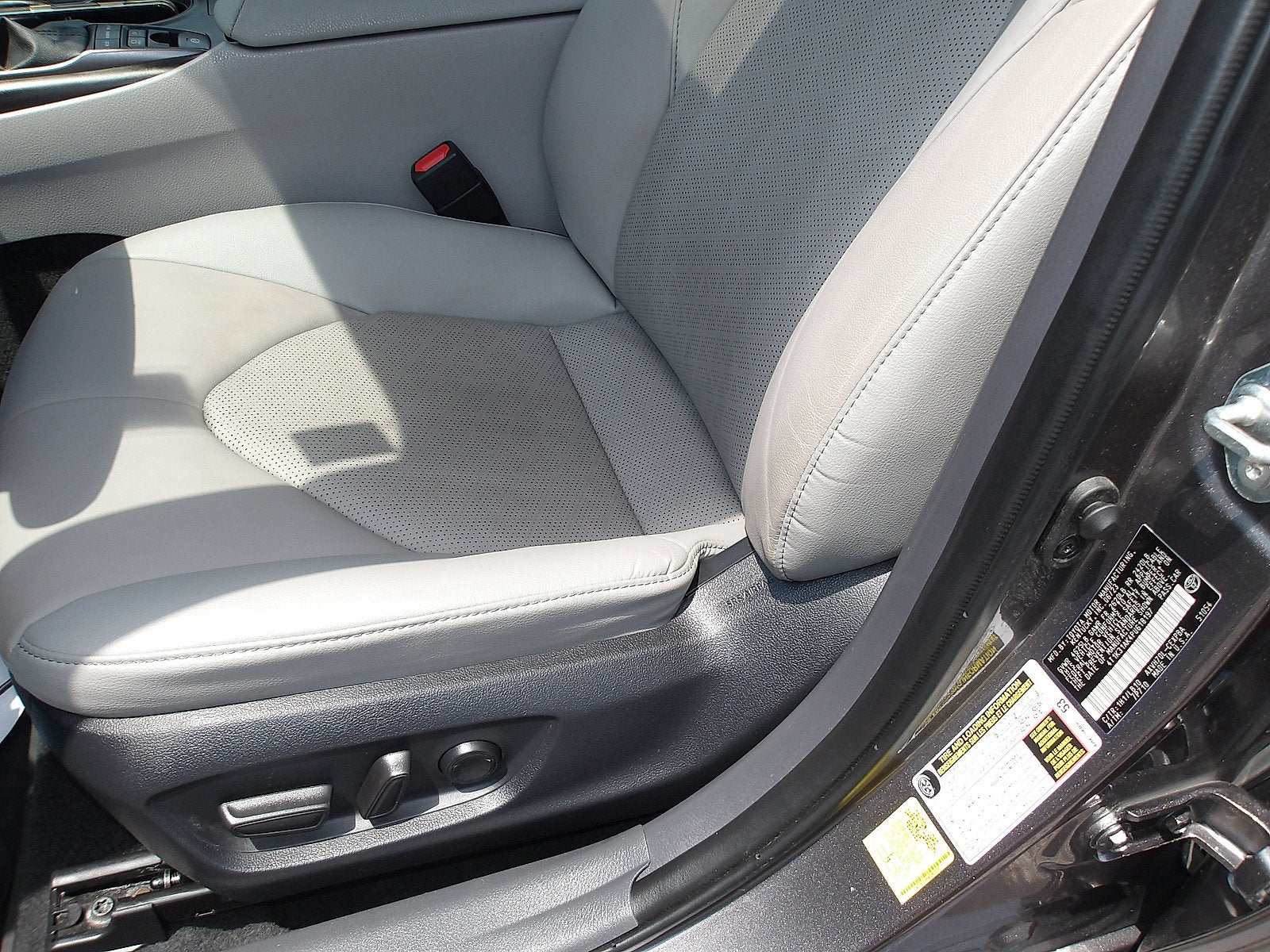 2023 Toyota Camry Hybrid XSE