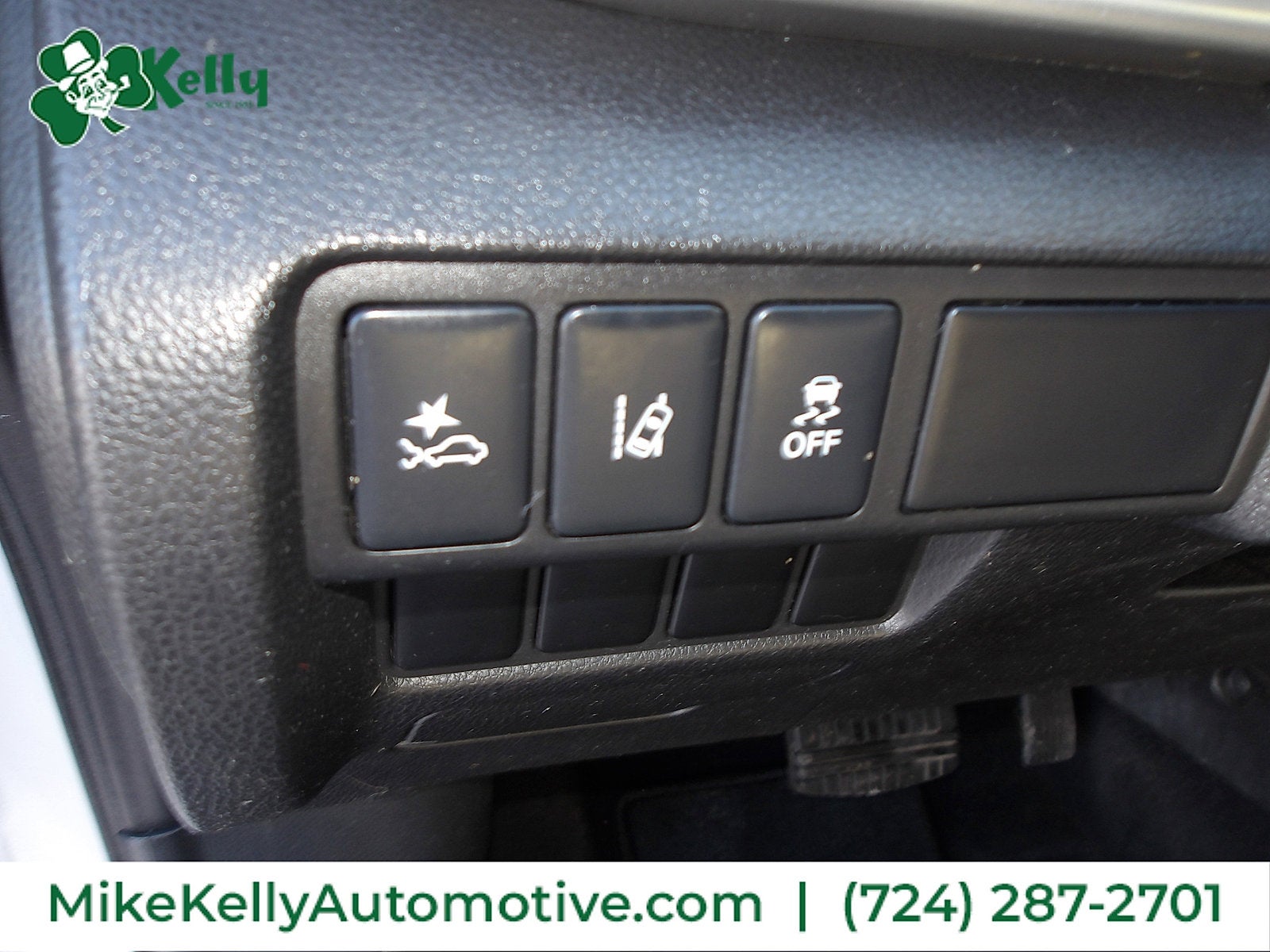 2023 Mitsubishi Eclipse Cross Base