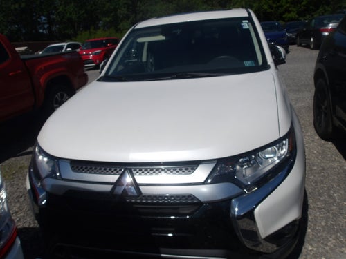 2020 Mitsubishi Outlander Base