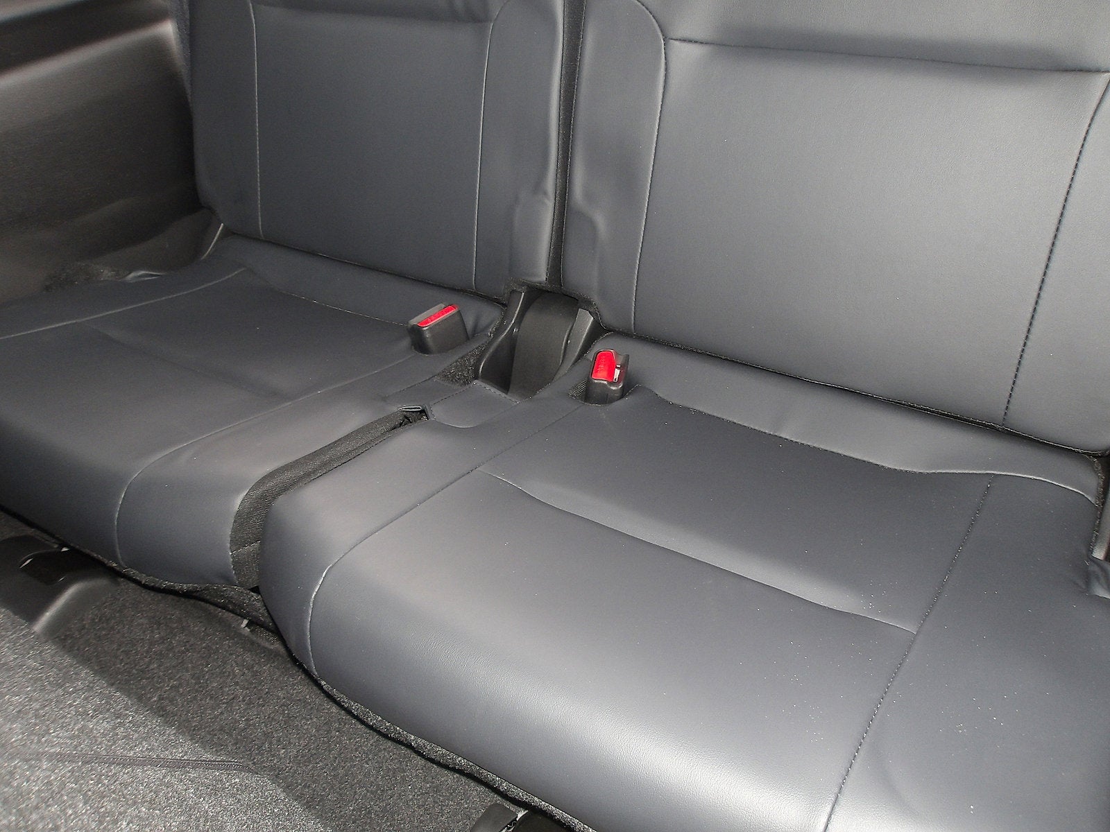 2024 Mitsubishi Outlander Base