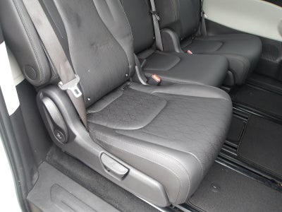 2023 Kia Carnival EX