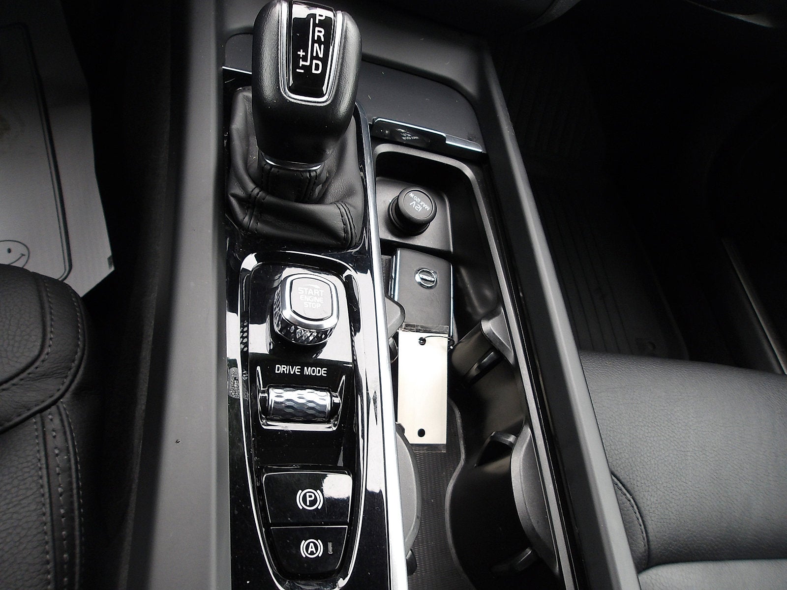 2020 Volvo V60 Cross Country Base