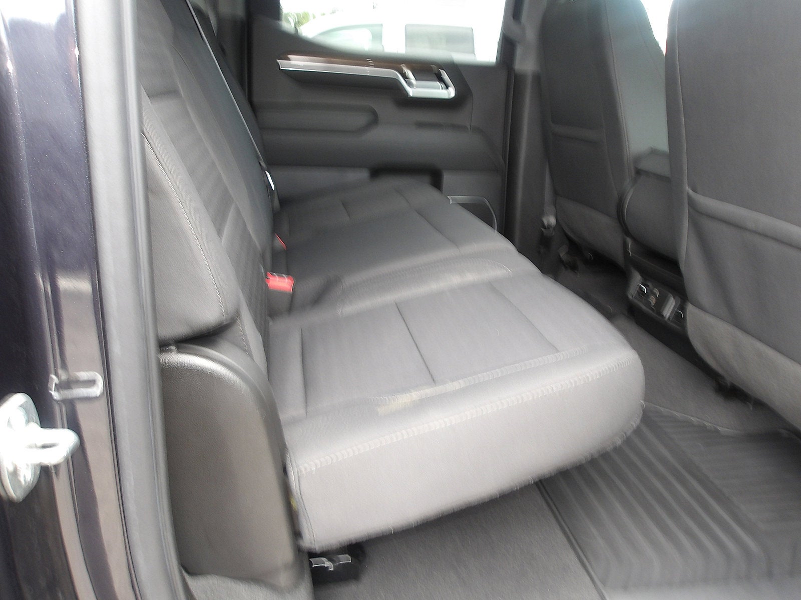 2022 Chevrolet Silverado 1500 LT (2FL)