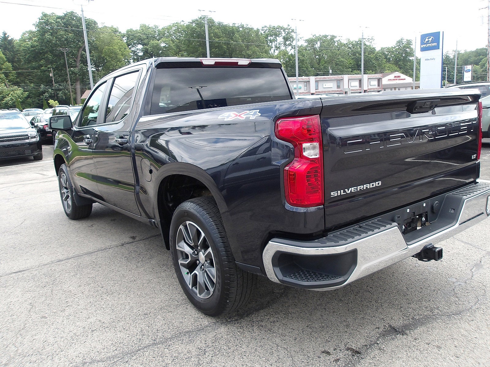 2022 Chevrolet Silverado 1500 LT (2FL)