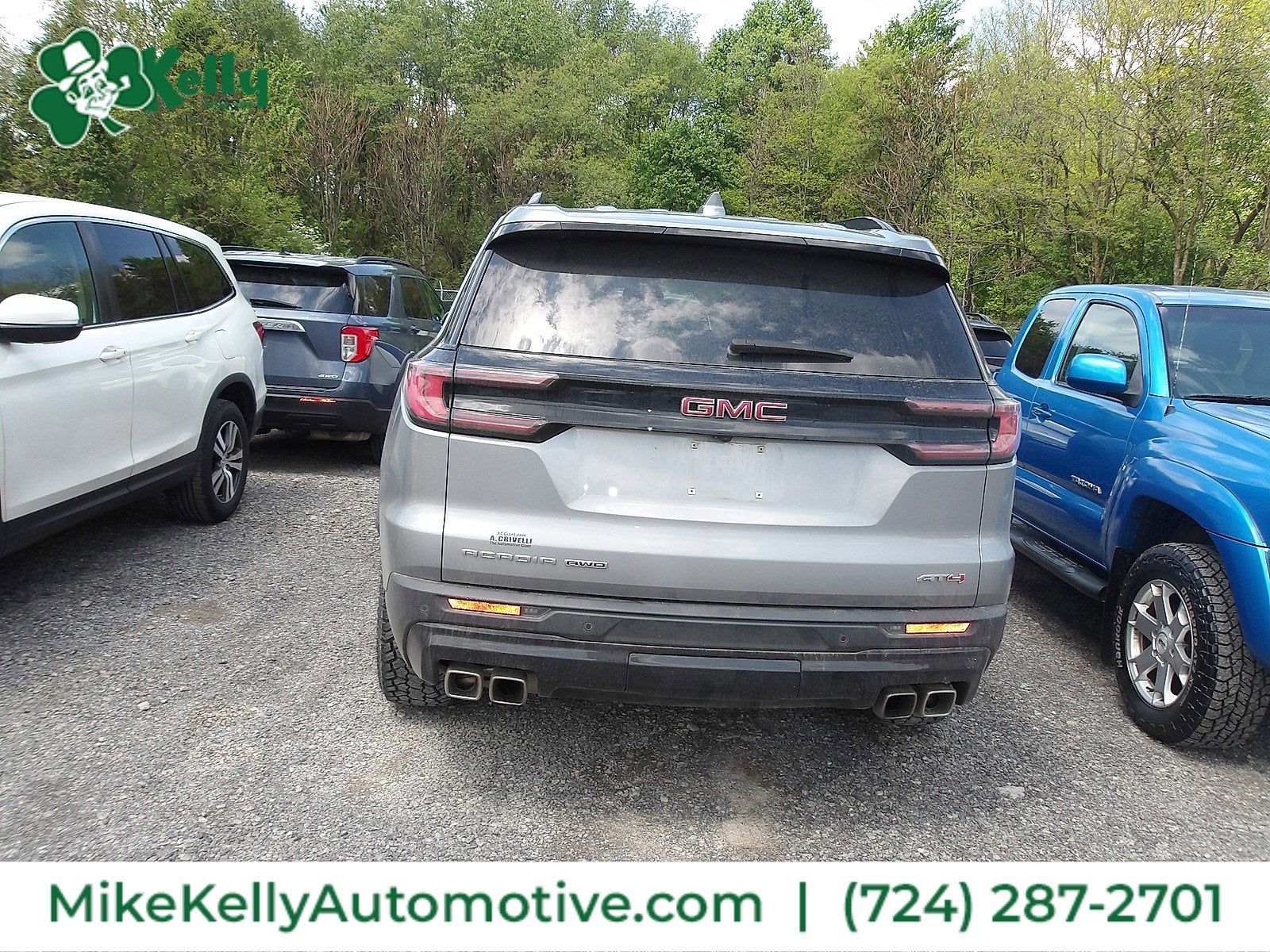 2024 GMC Acadia AT4