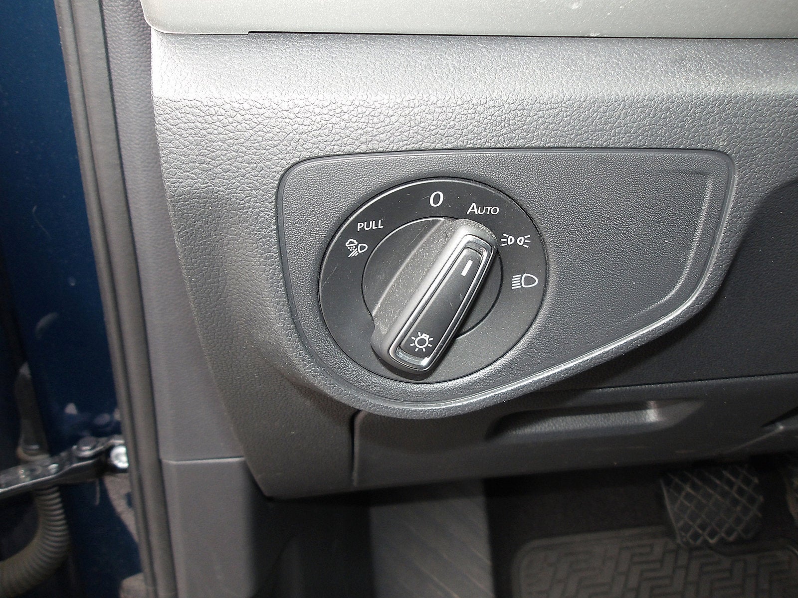 2022 Volkswagen Atlas Cross Sport 3.6L V6 SEL