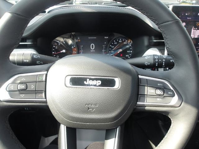 2023 Jeep Compass Latitude Lux