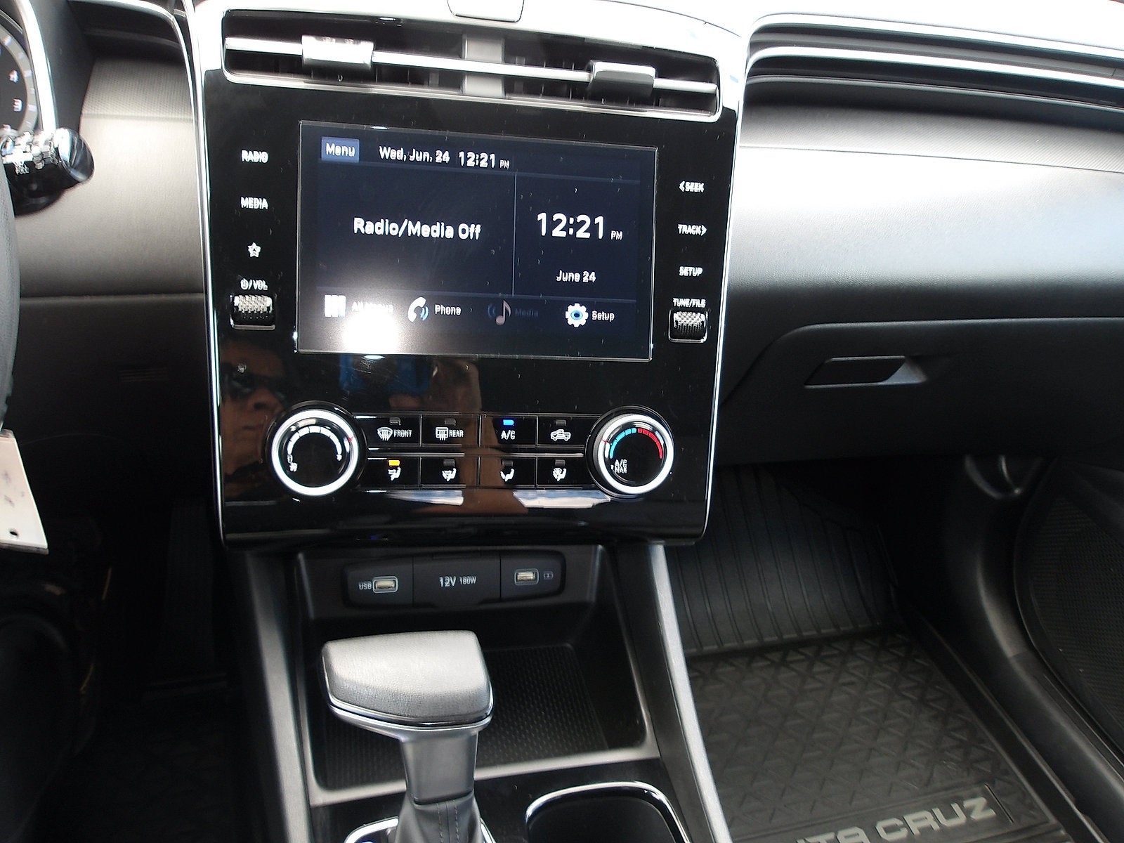 2023 Hyundai Santa Cruz SE