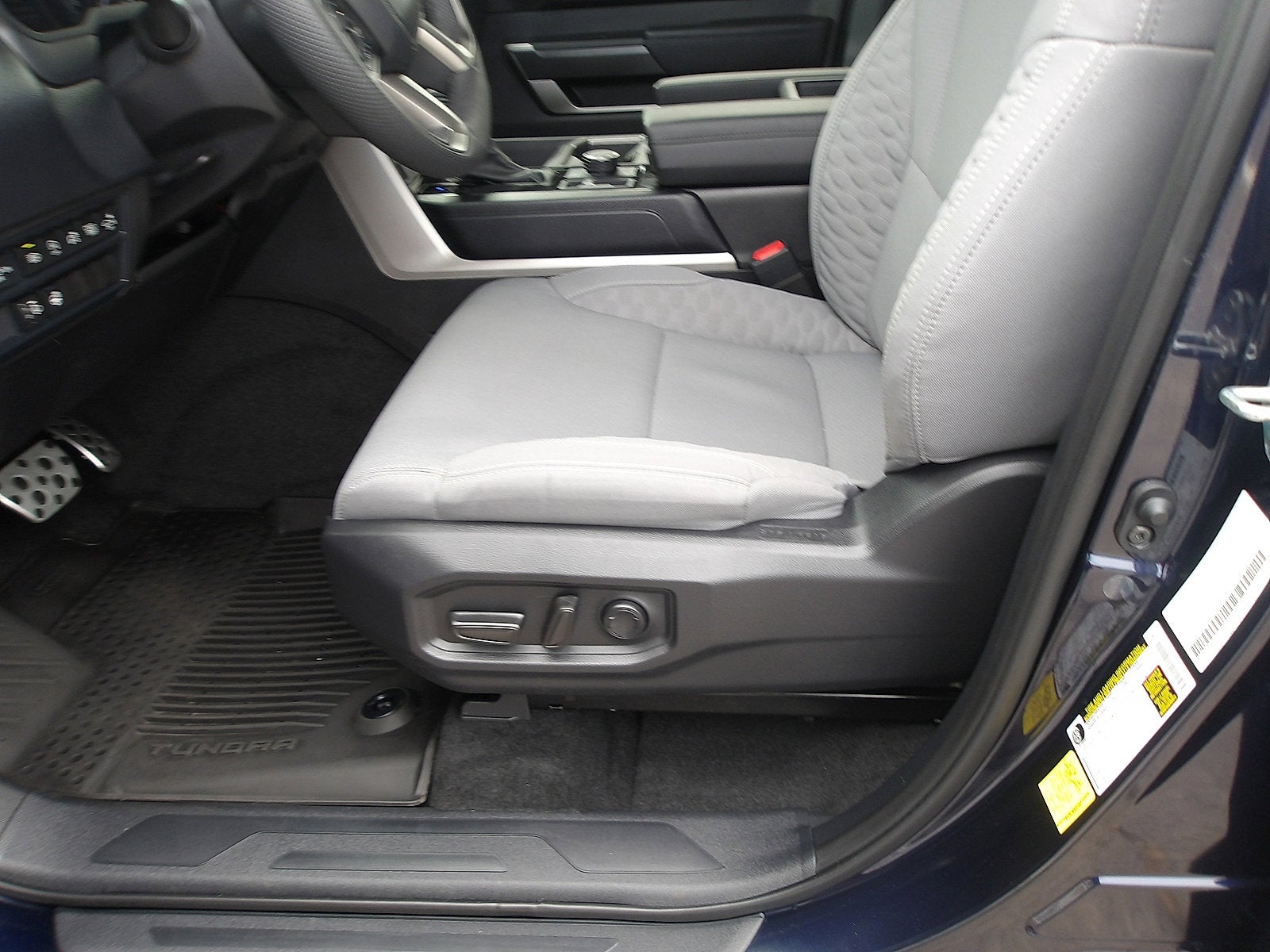 2025 Toyota Tundra 4WD SR