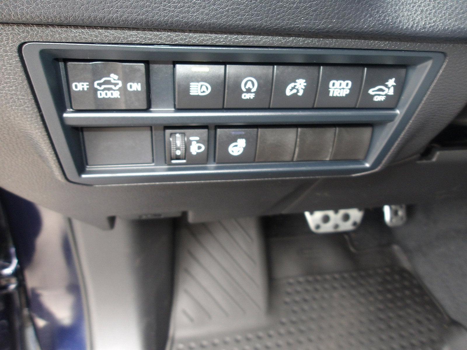 2025 Toyota Tundra 4WD SR