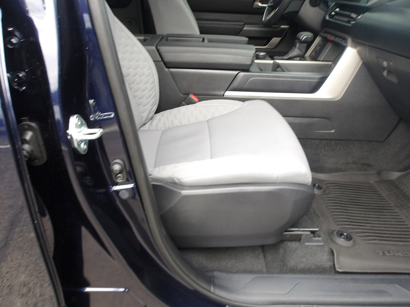 2025 Toyota Tundra 4WD SR