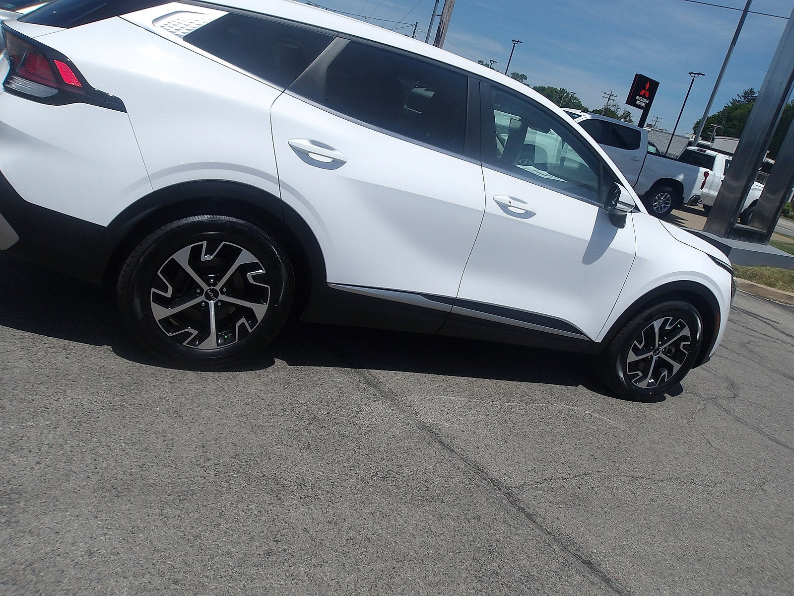 2023 Kia Sportage EX