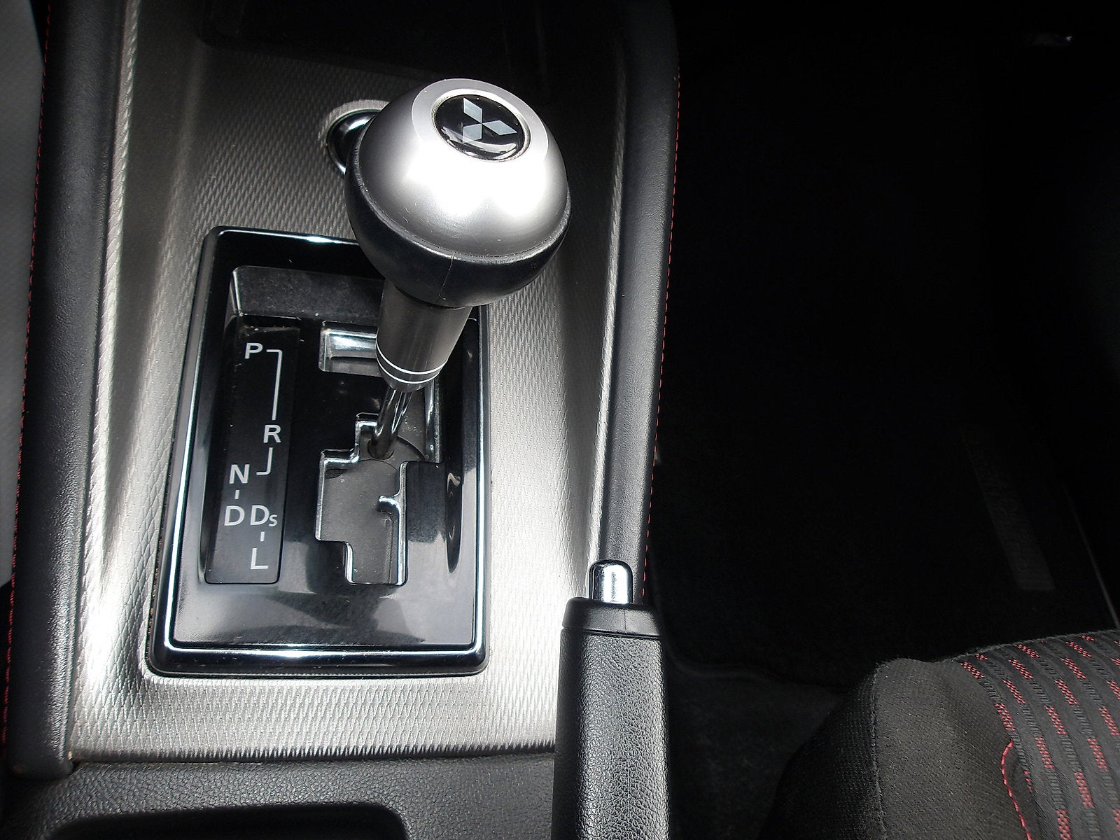 2019 Mitsubishi Outlander Sport ES 2.0