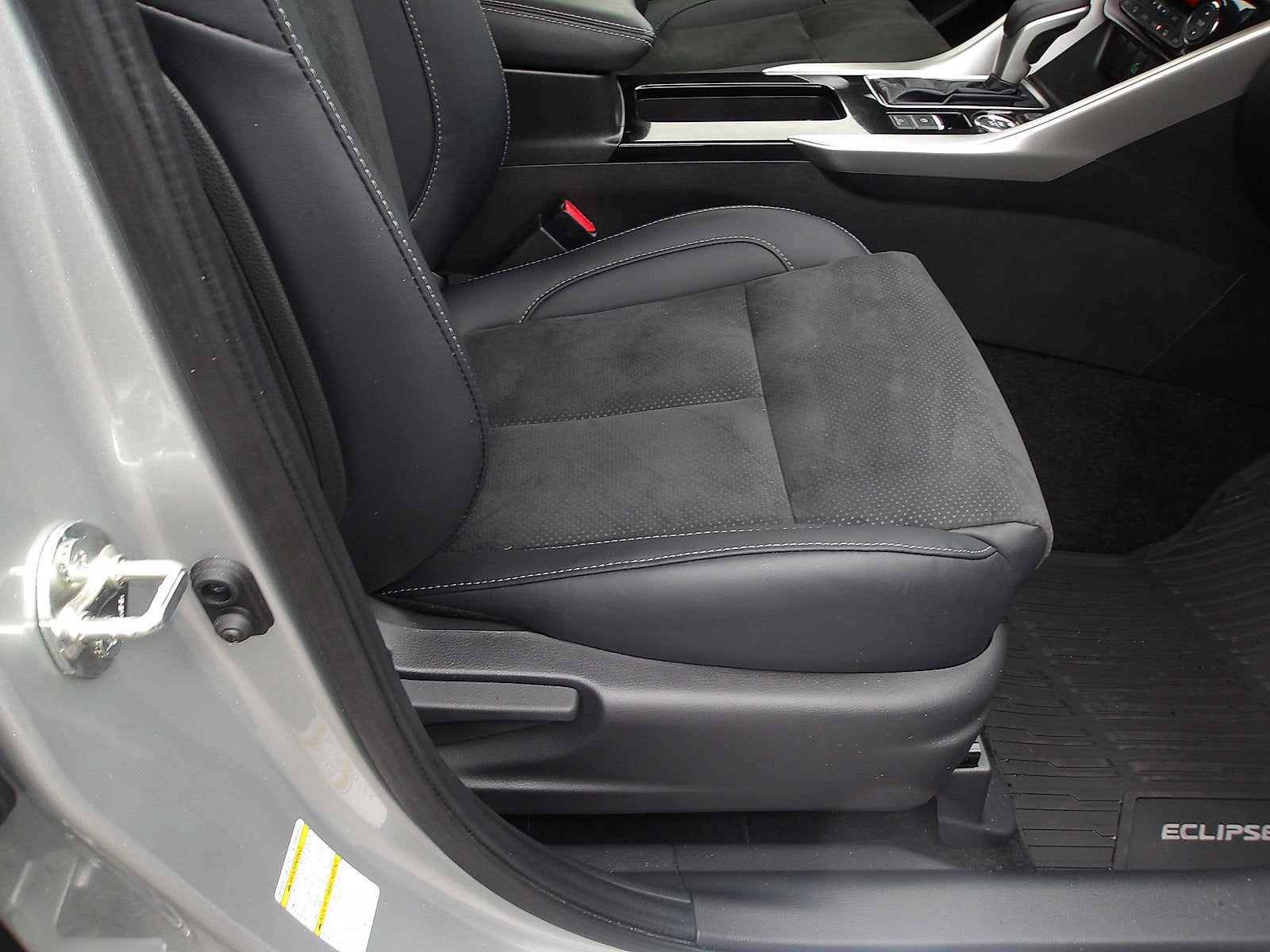 2024 Mitsubishi Eclipse Cross SE