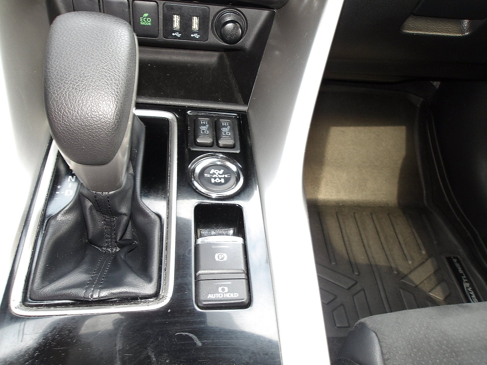 2022 Mitsubishi Eclipse Cross SE