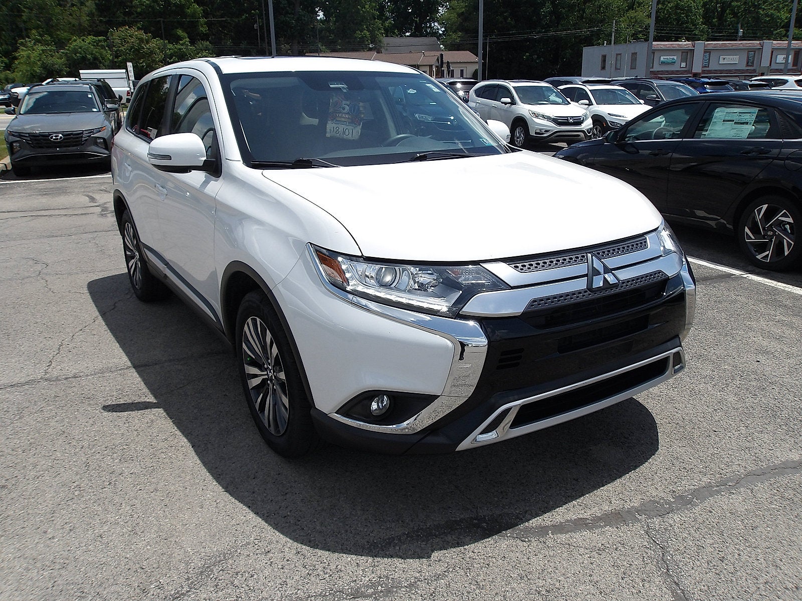 2020 Mitsubishi Outlander ES