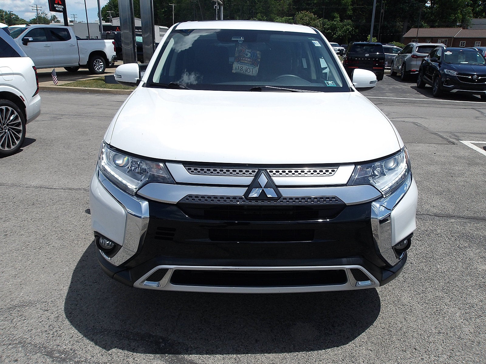 2020 Mitsubishi Outlander ES