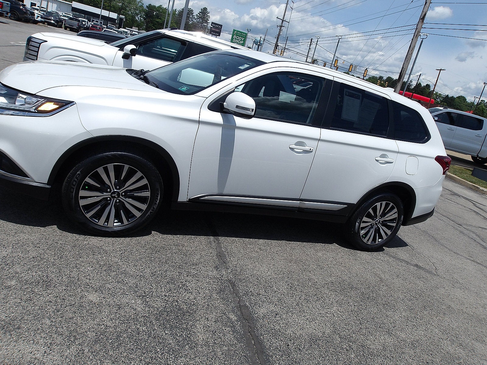2020 Mitsubishi Outlander ES
