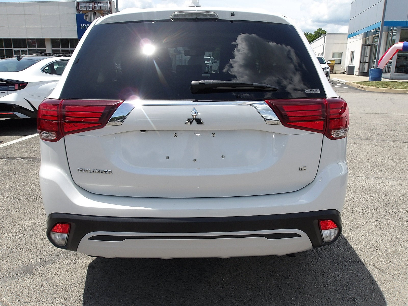 2020 Mitsubishi Outlander ES