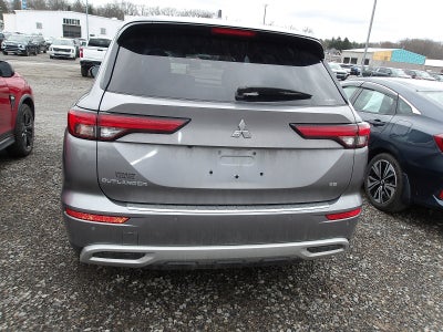 2022 Mitsubishi Outlander SE