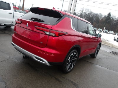 2024 Mitsubishi Outlander SE