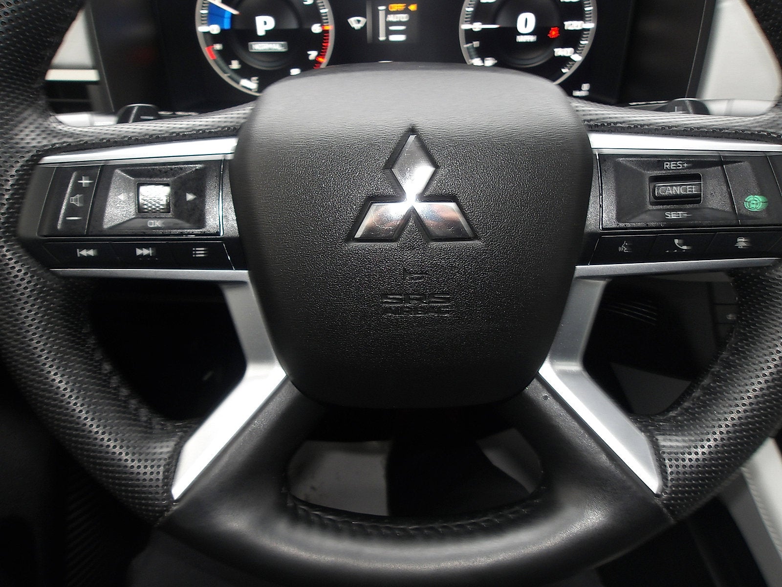 2023 Mitsubishi Outlander SEL