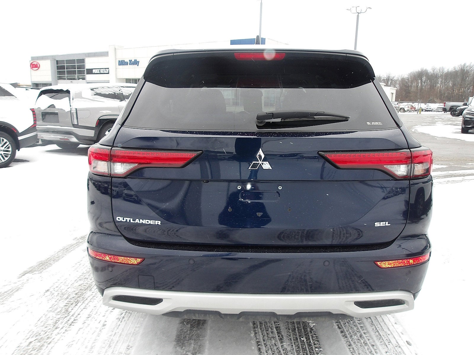 2023 Mitsubishi Outlander SEL