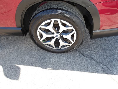 2024 Subaru Forester Premium