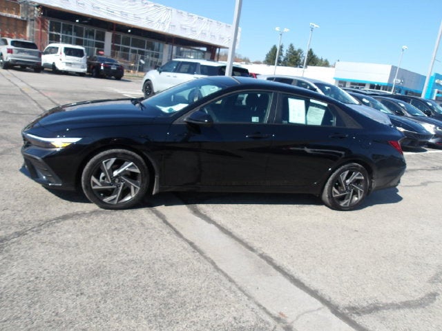 2025 Hyundai Elantra Hybrid SEL Sport