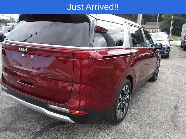 2024 Kia Carnival EX
