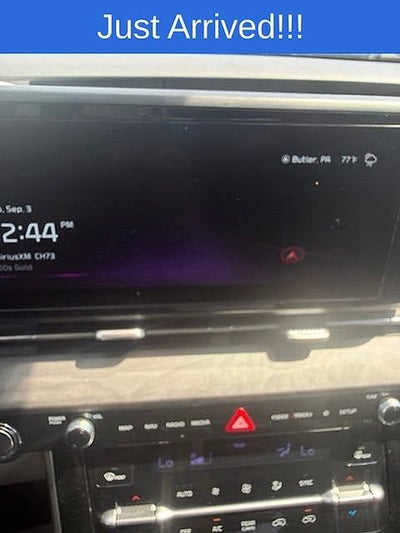 2024 Kia Carnival EX